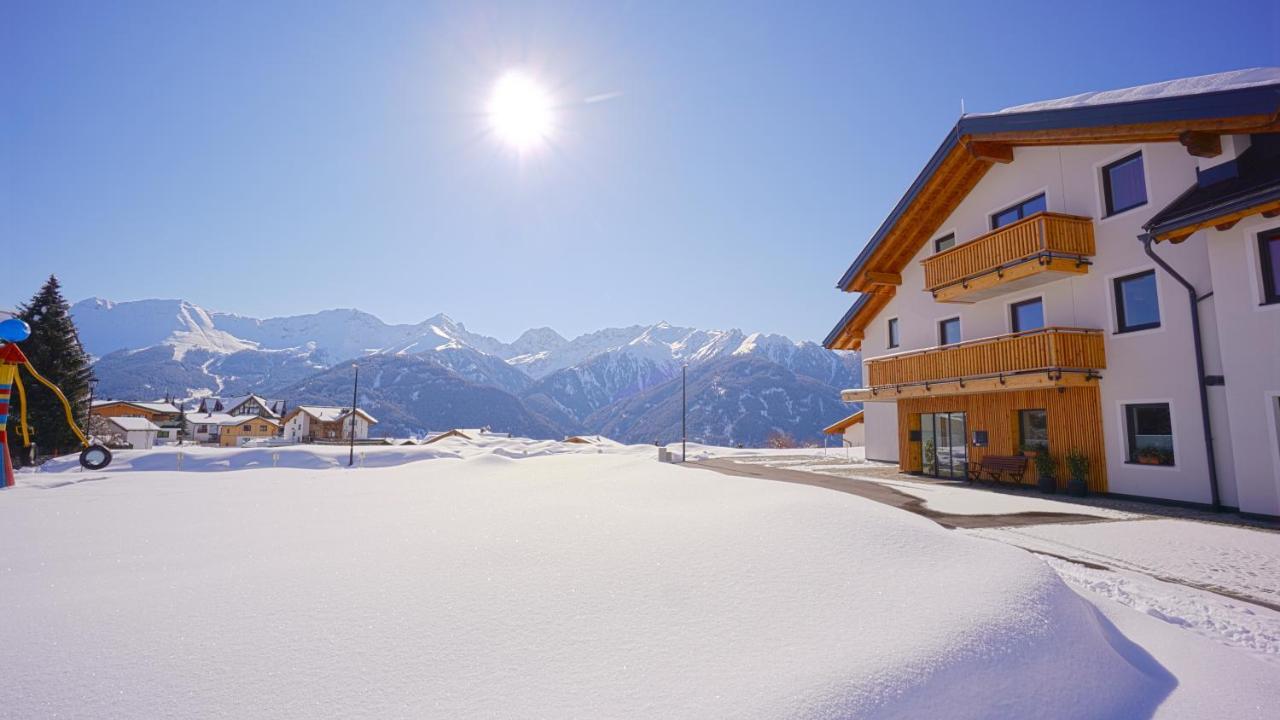 Apart-Hotel Dreisonnenhof Fiss Exterior foto